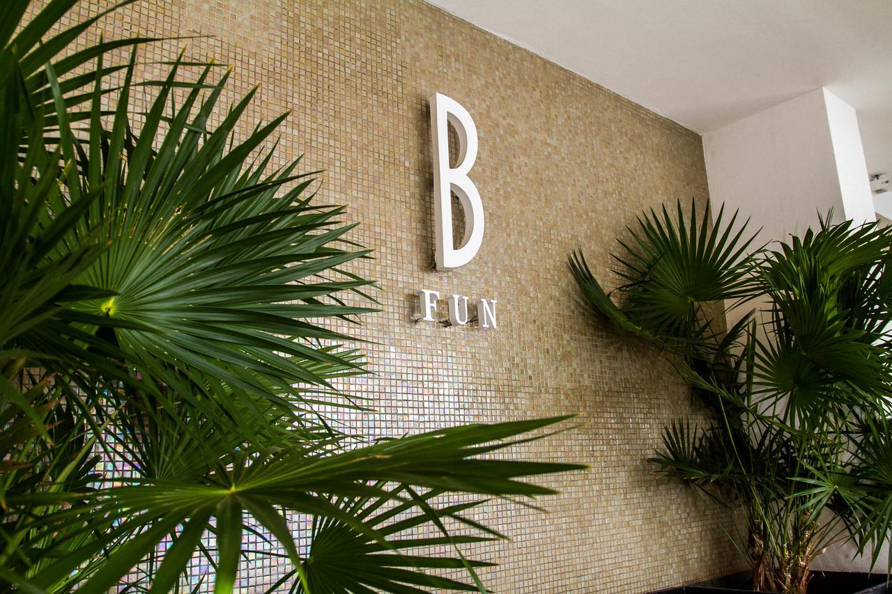 B Pichilingue Rooms & Beach Club アカプルコ エクステリア 写真